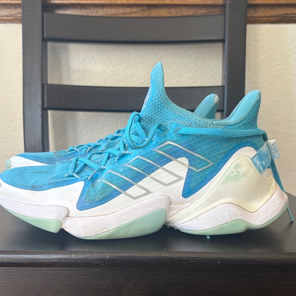 Adidas 2pm Patric Mahomes !! Mens size 9.5
